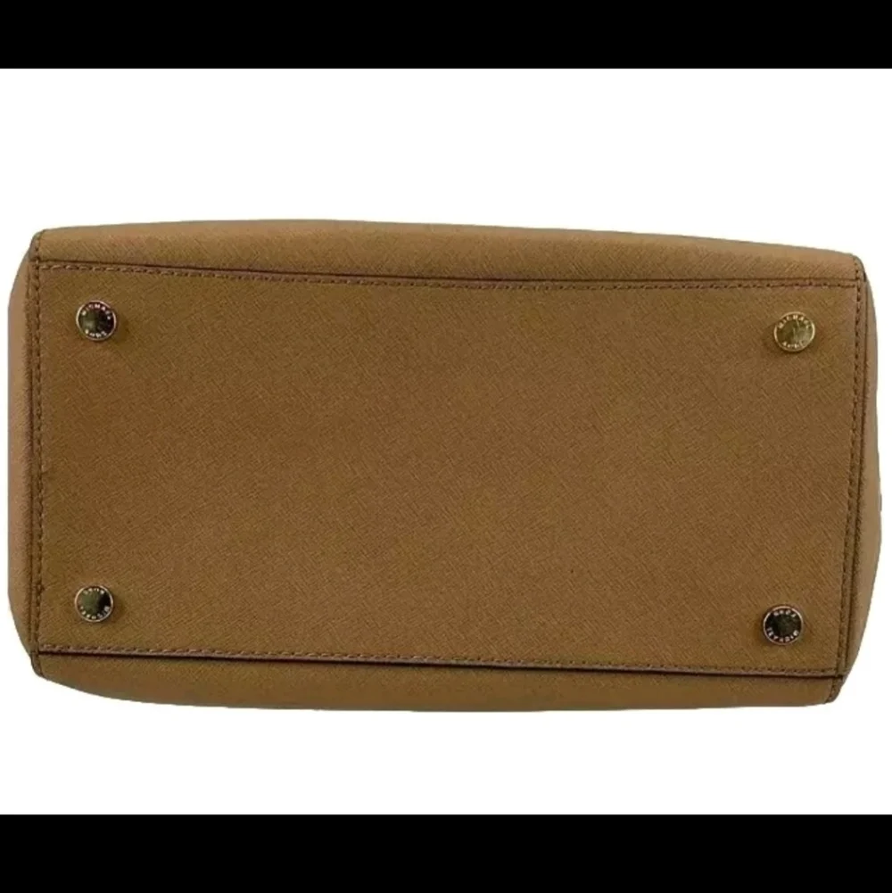 Michael Kors Tan Saffiano Leather Jet Set Handbag